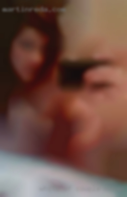 White m/f couple woman for regular free play.